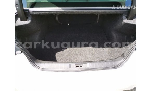 Nunua Imported Nissan Maxima Nyeupe Gari ndani ya Import - Dubai nchini Bujumbura Nunua Imported Nissan Maxima Nyeupe Gari ndani ya Import - Dubai nchini Bujumbura