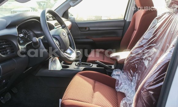 Buy Import Toyota Hilux White Car in Import - Dubai in Bujumbura Buy Import Toyota Hilux White Car in Import - Dubai in Bujumbura