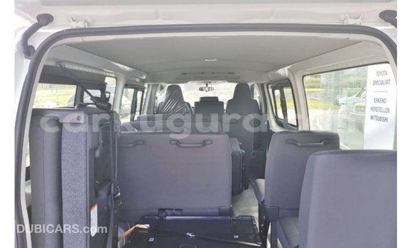 Nunua Imported Toyota Hiace Nyeupe Gari ndani ya Import - Dubai nchini Bujumbura Nunua Imported Toyota Hiace Nyeupe Gari ndani ya Import - Dubai nchini Bujumbura
