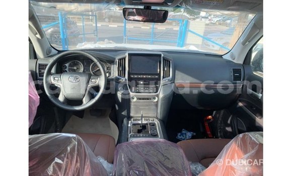 Nunua Imported Toyota Land Cruiser Nyeusi Gari ndani ya Import - Dubai nchini Bujumbura Nunua Imported Toyota Land Cruiser Nyeusi Gari ndani ya Import - Dubai nchini Bujumbura