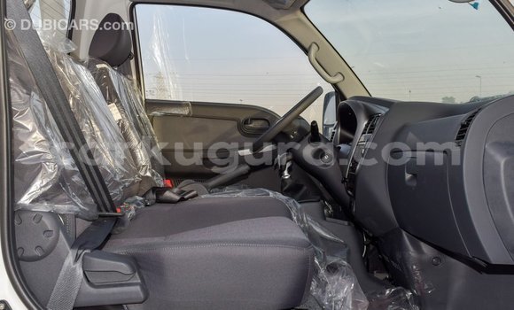 Nunua Imported Kia Carens Nyeupe Gari ndani ya Import - Dubai nchini Bujumbura Nunua Imported Kia Carens Nyeupe Gari ndani ya Import - Dubai nchini Bujumbura