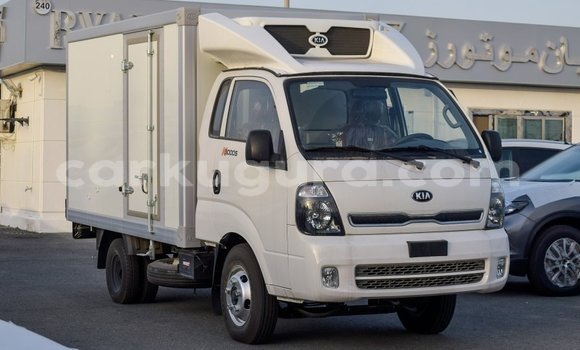 Acheter Import Voiture Kia K3 Blanc à Import - Dubai, Bujumbura Acheter Import Voiture Kia K3 Blanc à Import - Dubai, Bujumbura