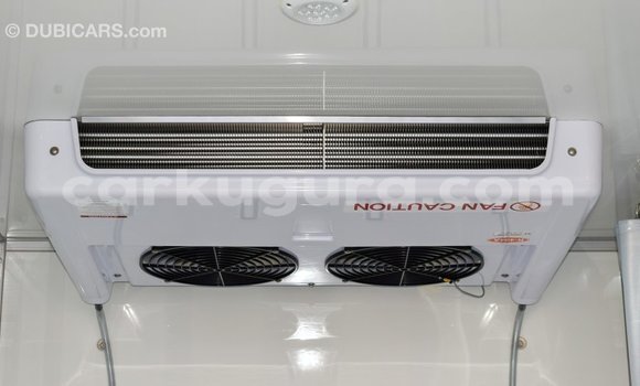 Acheter Import Voiture Kia K3 Blanc à Import - Dubai, Bujumbura Acheter Import Voiture Kia K3 Blanc à Import - Dubai, Bujumbura