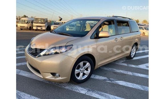 Nunua Imported Toyota Sienna Nyingine Gari ndani ya Import - Dubai nchini Bujumbura Nunua Imported Toyota Sienna Nyingine Gari ndani ya Import - Dubai nchini Bujumbura