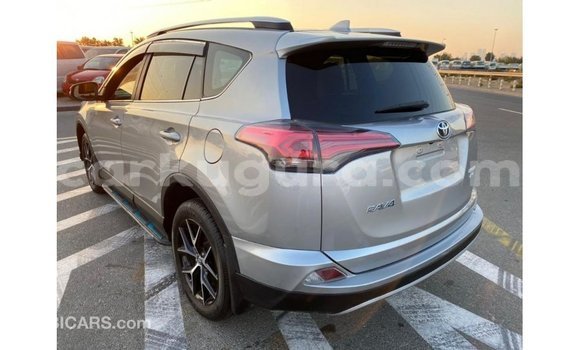 Nunua Imported Toyota 4Runner Nyingine Gari ndani ya Import - Dubai nchini Bujumbura Nunua Imported Toyota 4Runner Nyingine Gari ndani ya Import - Dubai nchini Bujumbura