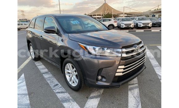 Nunua Imported Toyota Highlander Nyingine Gari ndani ya Import - Dubai nchini Bujumbura Nunua Imported Toyota Highlander Nyingine Gari ndani ya Import - Dubai nchini Bujumbura