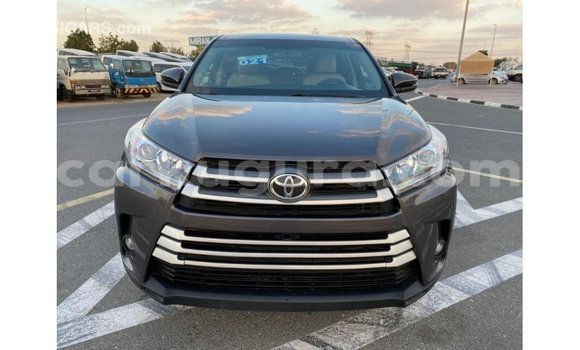 Nunua Imported Toyota Highlander Nyingine Gari ndani ya Import - Dubai nchini Bujumbura Nunua Imported Toyota Highlander Nyingine Gari ndani ya Import - Dubai nchini Bujumbura