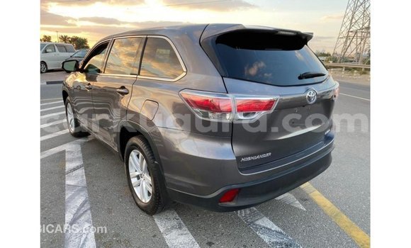 Nunua Imported Toyota Highlander Nyingine Gari ndani ya Import - Dubai nchini Bujumbura Nunua Imported Toyota Highlander Nyingine Gari ndani ya Import - Dubai nchini Bujumbura