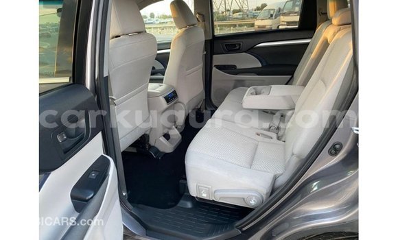 Nunua Imported Toyota Highlander Nyingine Gari ndani ya Import - Dubai nchini Bujumbura Nunua Imported Toyota Highlander Nyingine Gari ndani ya Import - Dubai nchini Bujumbura