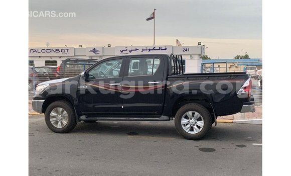 Acheter Import Voiture Toyota Hilux Noir à Import - Dubai, Bujumbura Acheter Import Voiture Toyota Hilux Noir à Import - Dubai, Bujumbura