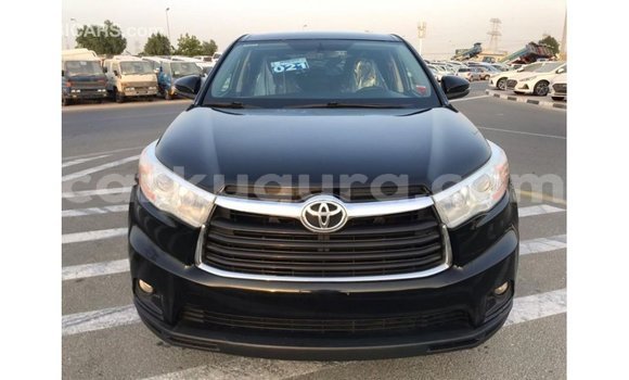 Nunua Imported Toyota Highlander Nyeusi Gari ndani ya Import - Dubai nchini Bujumbura Nunua Imported Toyota Highlander Nyeusi Gari ndani ya Import - Dubai nchini Bujumbura