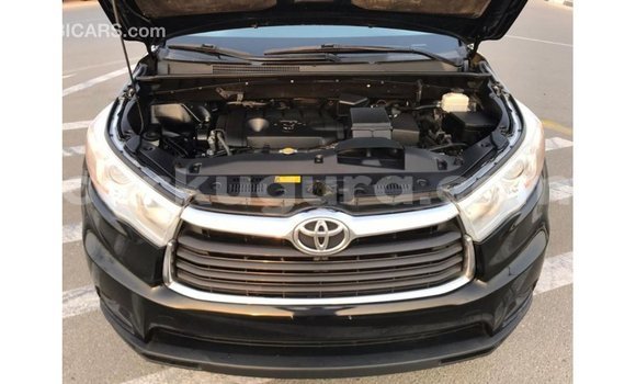 Nunua Imported Toyota Highlander Nyeusi Gari ndani ya Import - Dubai nchini Bujumbura Nunua Imported Toyota Highlander Nyeusi Gari ndani ya Import - Dubai nchini Bujumbura