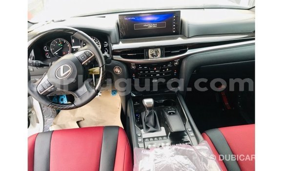 Nunua Imported Lexus LX Nyeupe Gari ndani ya Import - Dubai nchini Bujumbura Nunua Imported Lexus LX Nyeupe Gari ndani ya Import - Dubai nchini Bujumbura