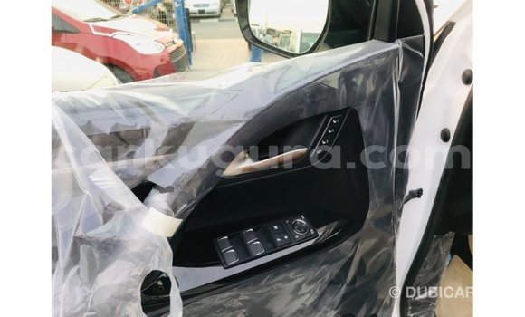 Nunua Imported Lexus LX Nyeupe Gari ndani ya Import - Dubai nchini Bujumbura Nunua Imported Lexus LX Nyeupe Gari ndani ya Import - Dubai nchini Bujumbura