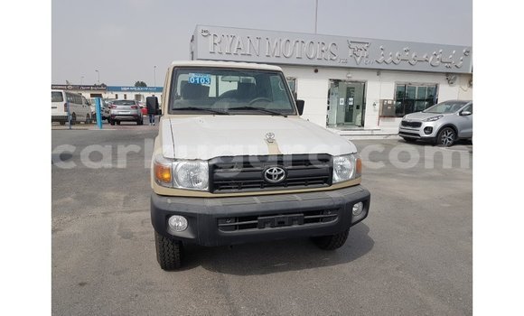 Buy Import Toyota Land Cruiser Beige Car in Import - Dubai in Bujumbura Buy Import Toyota Land Cruiser Beige Car in Import - Dubai in Bujumbura