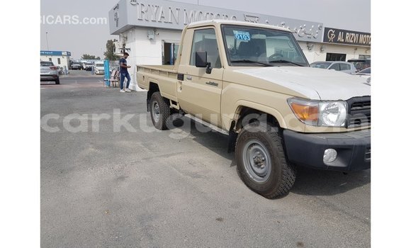 Buy Import Toyota Land Cruiser Beige Car in Import - Dubai in Bujumbura Buy Import Toyota Land Cruiser Beige Car in Import - Dubai in Bujumbura