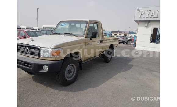 Buy Import Toyota Land Cruiser Beige Car in Import - Dubai in Bujumbura Buy Import Toyota Land Cruiser Beige Car in Import - Dubai in Bujumbura