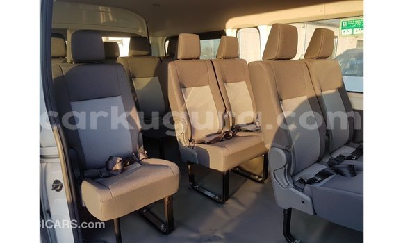 Buy Import Toyota Hiace White Car in Import - Dubai in Bujumbura Buy Import Toyota Hiace White Car in Import - Dubai in Bujumbura