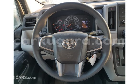 Buy Import Toyota Hiace White Car in Import - Dubai in Bujumbura Buy Import Toyota Hiace White Car in Import - Dubai in Bujumbura
