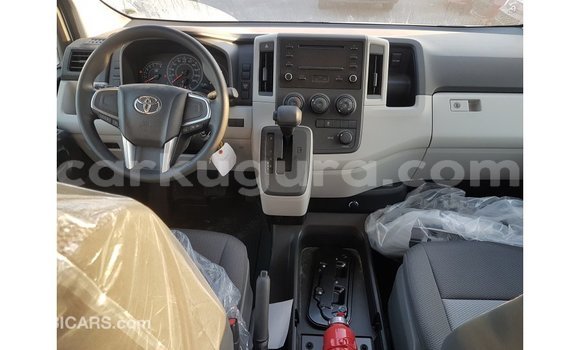 Buy Import Toyota Hiace White Car in Import - Dubai in Bujumbura Buy Import Toyota Hiace White Car in Import - Dubai in Bujumbura