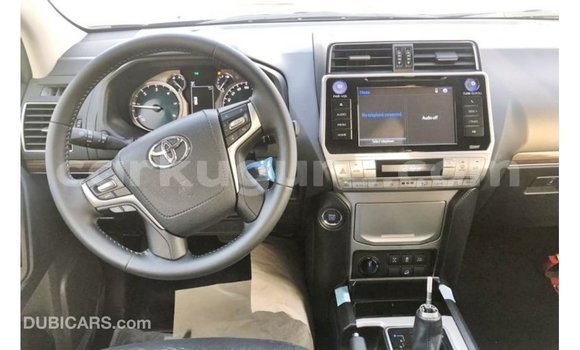 Nunua Imported Toyota Prado Nyeusi Gari ndani ya Import - Dubai nchini Bujumbura Nunua Imported Toyota Prado Nyeusi Gari ndani ya Import - Dubai nchini Bujumbura