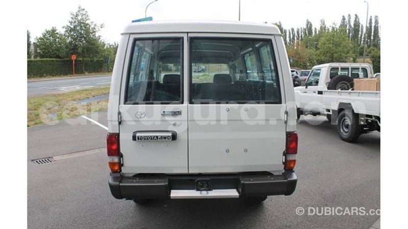 Big with watermark toyota land cruiser bujumbura import dubai 4739