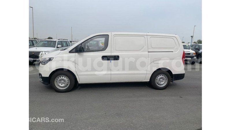 Big with watermark hyundai cargo bujumbura import dubai 4747