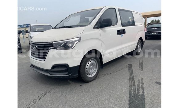 Nunua Imported Hyundai Cargo Nyeupe Gari ndani ya Import - Dubai nchini Bujumbura Nunua Imported Hyundai Cargo Nyeupe Gari ndani ya Import - Dubai nchini Bujumbura