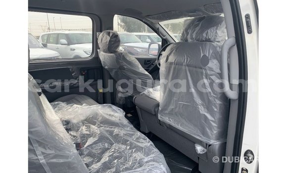 Nunua Imported Hyundai Cargo Nyeupe Gari ndani ya Import - Dubai nchini Bujumbura Nunua Imported Hyundai Cargo Nyeupe Gari ndani ya Import - Dubai nchini Bujumbura