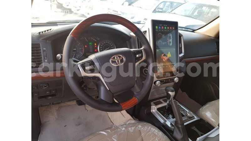 Big with watermark toyota land cruiser bujumbura import dubai 4748