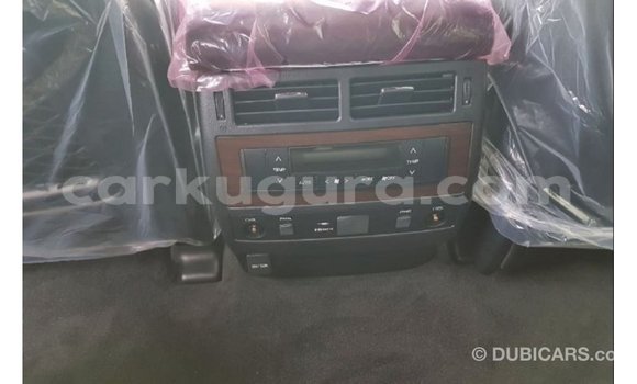 Acheter Import Voiture Toyota Land Cruiser Noir à Import - Dubai, Bujumbura Acheter Import Voiture Toyota Land Cruiser Noir à Import - Dubai, Bujumbura