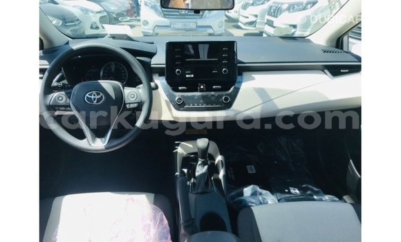 Nunua Imported Toyota Corolla Nyeupe Gari ndani ya Import - Dubai nchini Bujumbura Nunua Imported Toyota Corolla Nyeupe Gari ndani ya Import - Dubai nchini Bujumbura