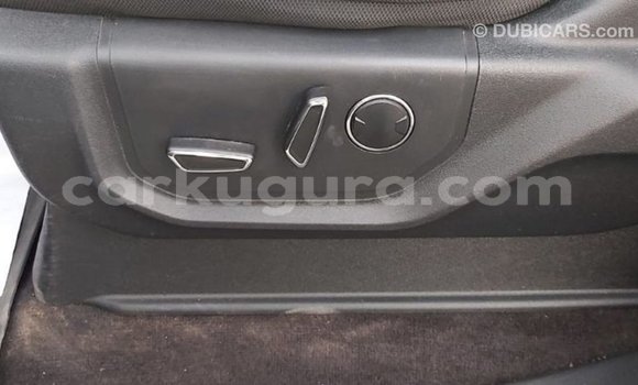 Acheter Import Voiture Ford V8 Noir à Import - Dubai, Bujumbura Acheter Import Voiture Ford V8 Noir à Import - Dubai, Bujumbura