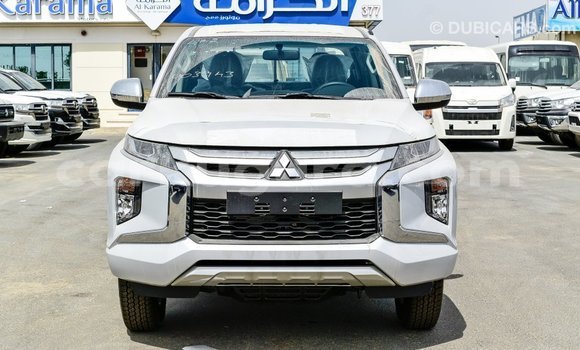 Nunua Imported Mitsubishi L200 Nyeupe Gari ndani ya Import - Dubai nchini Bujumbura Nunua Imported Mitsubishi L200 Nyeupe Gari ndani ya Import - Dubai nchini Bujumbura