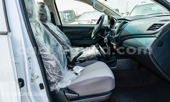 Nunua Imported Mitsubishi L200 Nyeupe Gari ndani ya Import - Dubai nchini Bujumbura Nunua Imported Mitsubishi L200 Nyeupe Gari ndani ya Import - Dubai nchini Bujumbura