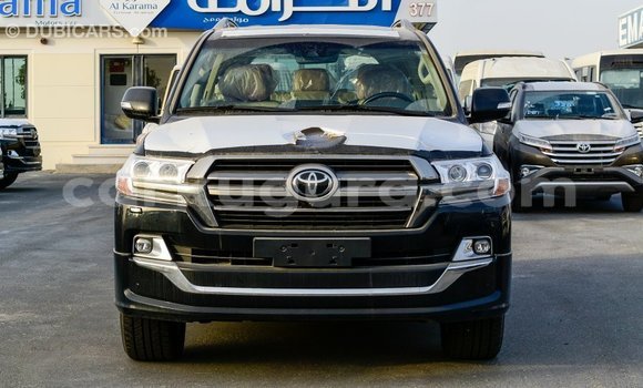 Acheter Import Voiture Toyota Land Cruiser Noir à Import - Dubai, Bujumbura Acheter Import Voiture Toyota Land Cruiser Noir à Import - Dubai, Bujumbura