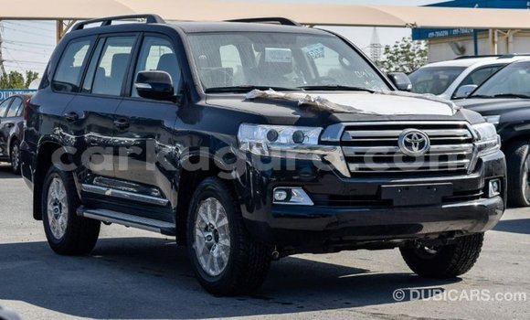 Nunua Imported Toyota Land Cruiser Nyeusi Gari ndani ya Import - Dubai nchini Bujumbura Nunua Imported Toyota Land Cruiser Nyeusi Gari ndani ya Import - Dubai nchini Bujumbura