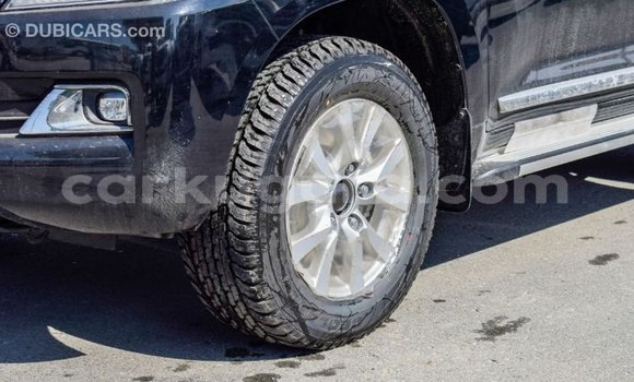 Nunua Imported Toyota Land Cruiser Nyeusi Gari ndani ya Import - Dubai nchini Bujumbura Nunua Imported Toyota Land Cruiser Nyeusi Gari ndani ya Import - Dubai nchini Bujumbura
