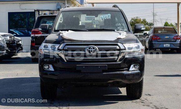 Acheter Import Voiture Toyota Land Cruiser Noir à Import - Dubai, Bujumbura Acheter Import Voiture Toyota Land Cruiser Noir à Import - Dubai, Bujumbura