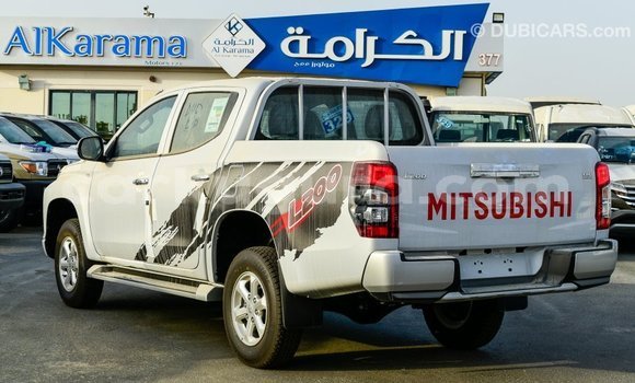 Nunua Imported Mitsubishi L200 Nyeupe Gari ndani ya Import - Dubai nchini Bujumbura Nunua Imported Mitsubishi L200 Nyeupe Gari ndani ya Import - Dubai nchini Bujumbura
