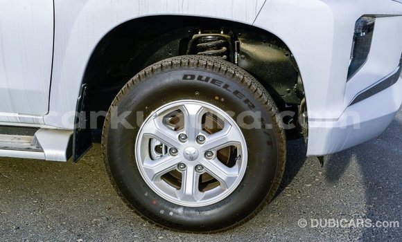 Nunua Imported Mitsubishi L200 Nyeupe Gari ndani ya Import - Dubai nchini Bujumbura Nunua Imported Mitsubishi L200 Nyeupe Gari ndani ya Import - Dubai nchini Bujumbura