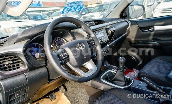 Nunua Imported Toyota Hilux Nyingine Gari ndani ya Import - Dubai nchini Bujumbura Nunua Imported Toyota Hilux Nyingine Gari ndani ya Import - Dubai nchini Bujumbura