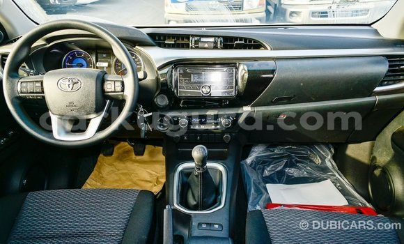 Nunua Imported Toyota Hilux Nyingine Gari ndani ya Import - Dubai nchini Bujumbura Nunua Imported Toyota Hilux Nyingine Gari ndani ya Import - Dubai nchini Bujumbura