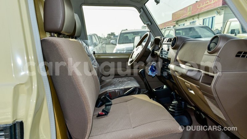 Big with watermark toyota land cruiser bujumbura import dubai 4775