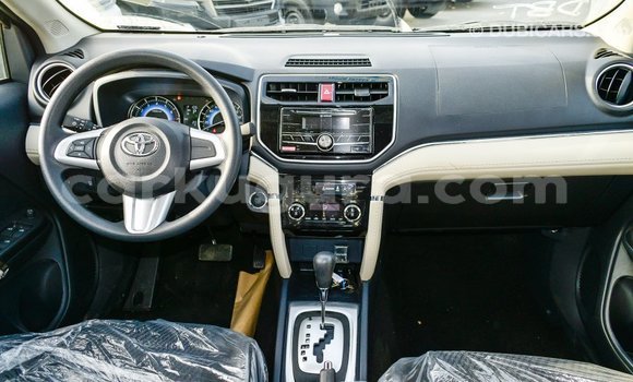 Nunua Imported Toyota Rush Brown Gari ndani ya Import - Dubai nchini Bujumbura Nunua Imported Toyota Rush Brown Gari ndani ya Import - Dubai nchini Bujumbura
