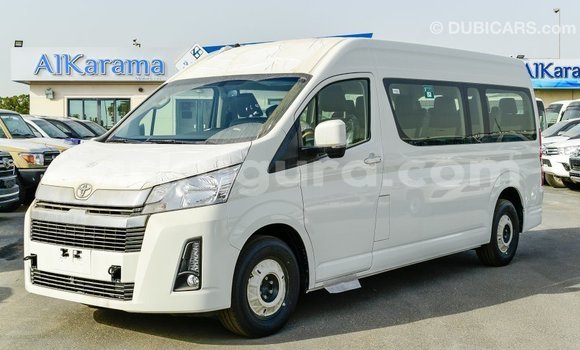 Nunua Imported Toyota Hiace Nyeupe Gari ndani ya Import - Dubai nchini Bujumbura Nunua Imported Toyota Hiace Nyeupe Gari ndani ya Import - Dubai nchini Bujumbura