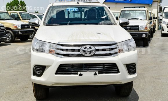 Acheter Import Voiture Toyota Hilux Blanc à Import - Dubai, Bujumbura Acheter Import Voiture Toyota Hilux Blanc à Import - Dubai, Bujumbura