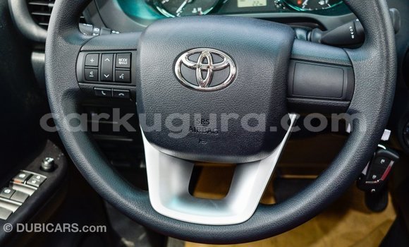 Acheter Import Voiture Toyota Hilux Blanc à Import - Dubai, Bujumbura Acheter Import Voiture Toyota Hilux Blanc à Import - Dubai, Bujumbura