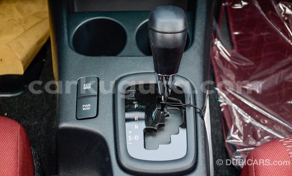 Acheter Import Voiture Toyota Hilux Blanc à Import - Dubai, Bujumbura Acheter Import Voiture Toyota Hilux Blanc à Import - Dubai, Bujumbura