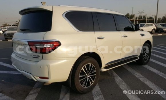 Nunua Imported Nissan Patrol Nyeupe Gari ndani ya Import - Dubai nchini Bujumbura Nunua Imported Nissan Patrol Nyeupe Gari ndani ya Import - Dubai nchini Bujumbura